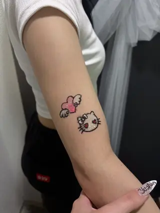 mauvely モアナのネイルデザイン