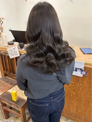 カラー Defi【梅田】 Hinataのヘアスタイル