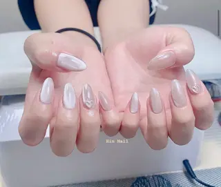 ネイル Hin Nailsのネイルデザイン