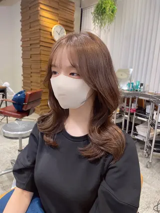 セミロング のり🐼顔まわり/ 韓国/レイヤーカットのヘアスタイル