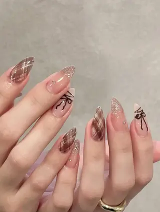 カラー AIN Nailのネイルデザイン