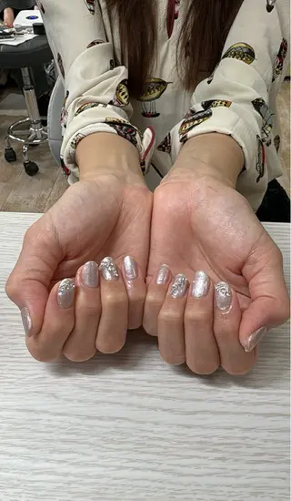 ネイル VENUSBELT 杏のネイルデザイン