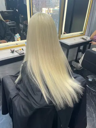 ロング Ria OSAKA 梅田所属・マリカ🦋韓国 ハイトーン/エクステのヘアスタイル