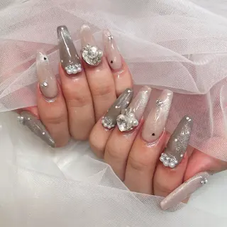 ネイル ラクロレ ハナ︎🌼のネイルデザイン