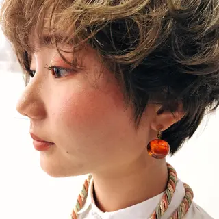 ショート カラー 切りっぱなしボブ/ 暖色カラー/なつみのヘアスタイル