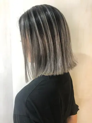 ミディアム 一ノ瀬 暁のヘアスタイル