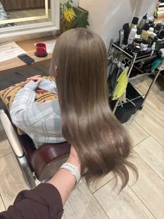 ロング カラー 横浜/ミルクティー カラー🤍みうのヘアスタイル