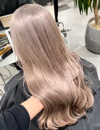 ロング カラー 神戸三宮 nanomiのヘアスタイル