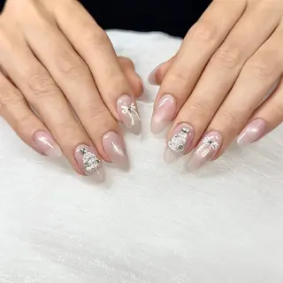 ネイル MQueen ネイルサロンのネイルデザイン