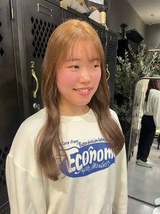 カラー 心美/ブリーチなし 透明感カラーのヘアスタイル