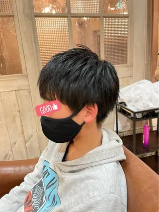 メンズ ショートカットなら 前平友慈のヘアスタイル
