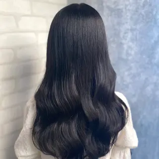 ロング カラー shiori/透明感 /顔周り/髪質改善のヘアスタイル