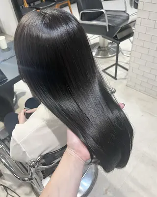 ロング カラー パーマ ヘアアレンジ 透明感/オリーブ/ グレージュ/YUKAのヘアスタイル