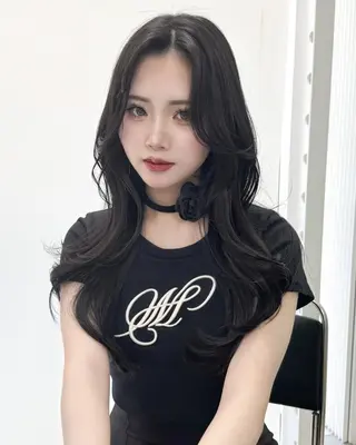 ロング *上品ヘア🤎銀座 技術モデル募集中🥣のヘアスタイル