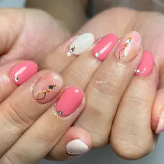 ミディアム ネイル richeri beautyのエステ・リラクイメージ