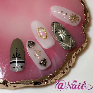 ネイル 小尾 栞のネイルデザイン