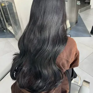 ロング 💙透明感カラー推し 🇰🇷ココロ🦋のヘアスタイル