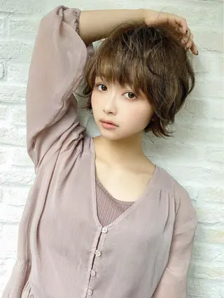 ショート 前地 麻衣のヘアスタイル