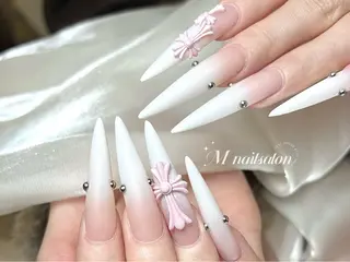ネイル M🌷nail 長さだし専門店のネイルデザイン