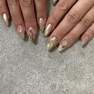 ネイル S. JEWELのネイルデザイン