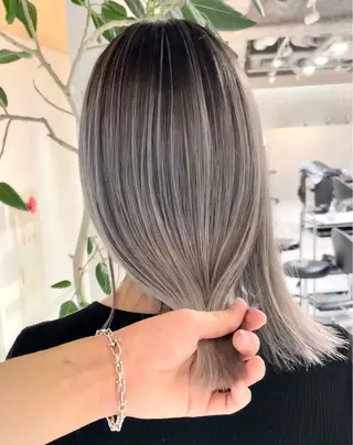 ミディアム 神戸三宮 misakiのヘアスタイル