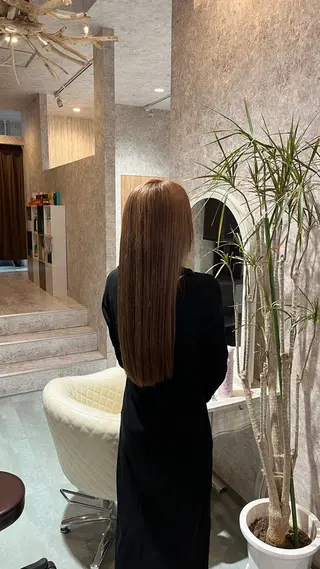 ロング カラー 伊 藤のヘアスタイル