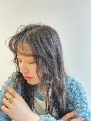 セミロング 井上 ほのかのヘアスタイル