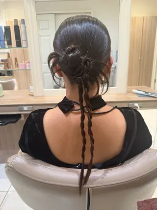 ロング ヘアアレンジ 韓国ヘアメイク🎀/ 縮毛矯正✨山本媛香のヘアスタイル