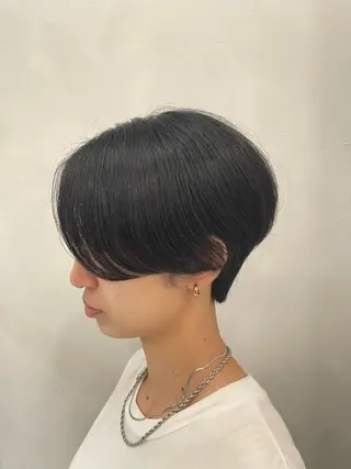 ショート IT by ALBUM“ZEN“のヘアスタイル