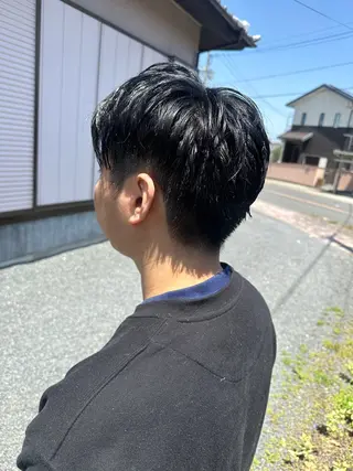 メンズ レイヤー 艶々カラーのヘアスタイル