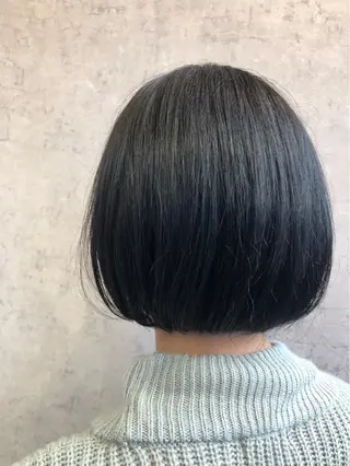 ショート カラー 高島 梨瑚のヘアスタイル