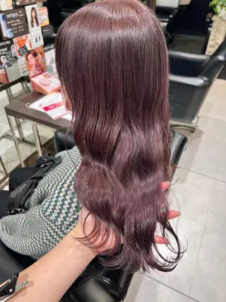 ロング 透明感カラー 板橋　島村美咲のヘアスタイル