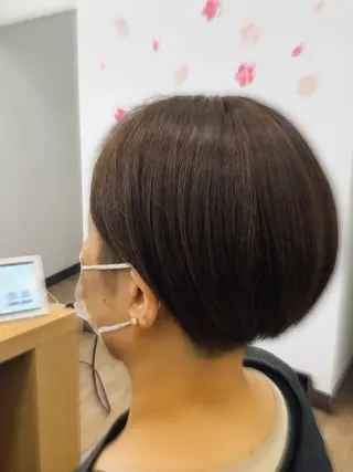 ショート 工藤 麻知子のヘアスタイル