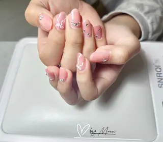 ネイル Moon Nailsのネイルデザイン