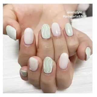 ミディアム ネイル 👑enen style👑のネイルデザイン