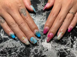 ミディアム ネイル ✴︎ Delightのネイルデザイン