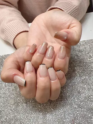 ネイル ガレンドウ 白澤 愛子のネイルデザイン