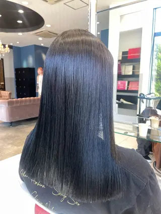 ロング Saya／ 縮毛矯正・髪質改善のヘアスタイル