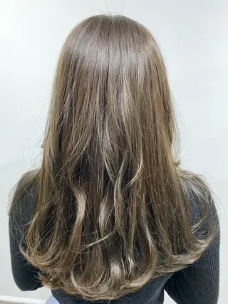 ロング カラー 神保 佑斗のヘアスタイル