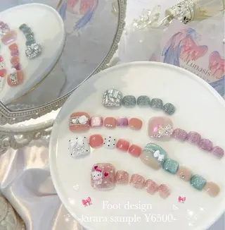 ネイル Lunasis/ Kiraraのネイルデザイン