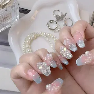 ネイル 渋谷ビュレネイル Kaoruのネイルデザイン