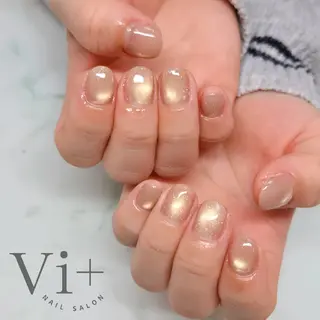 ネイル Nail Salon Vi+のネイルデザイン