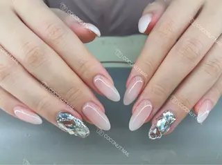 ネイル 神田 ココナッツのネイルデザイン