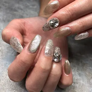 ロング カラー ヘアアレンジ キッズ ネイル マツエク・マツパ 福田 加奈のネイルデザイン