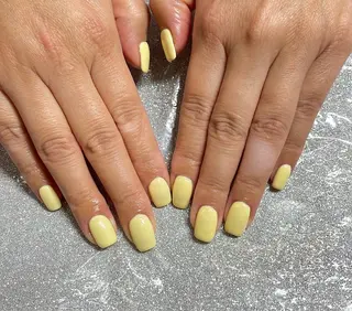 ネイル VIERU 🌈🎀💖のネイルデザイン