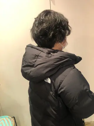 ショート カラー パーマ MIOベージュカラー 柔らかいカラーのヘアスタイル