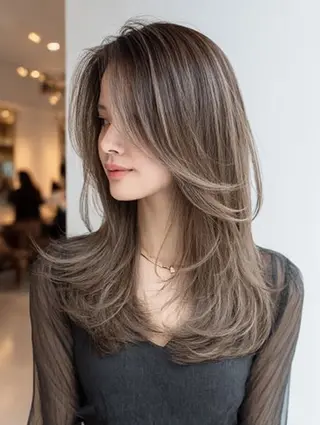 セミロング 生艶髪＆レイヤー🔔 渋谷お薦めNo.1✨のヘアスタイル