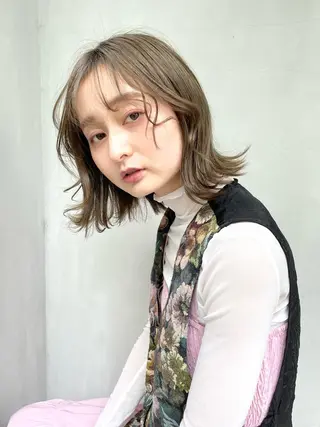 ミディアム カラー ENIF ヤマグチアツコのヘアスタイル