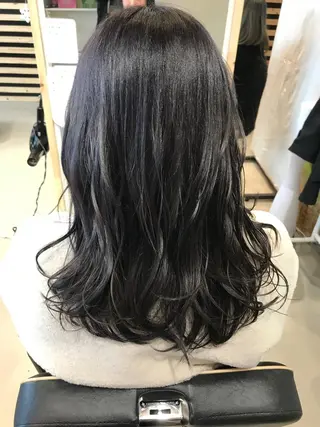 ミディアム カラー 大久保 隆蔵のヘアスタイル