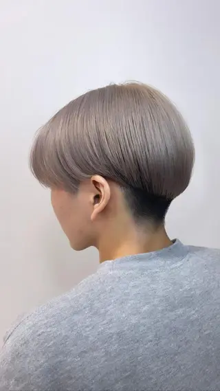 ショート カラー HIKARU副店長/ ✨️髪質改善のヘアスタイル